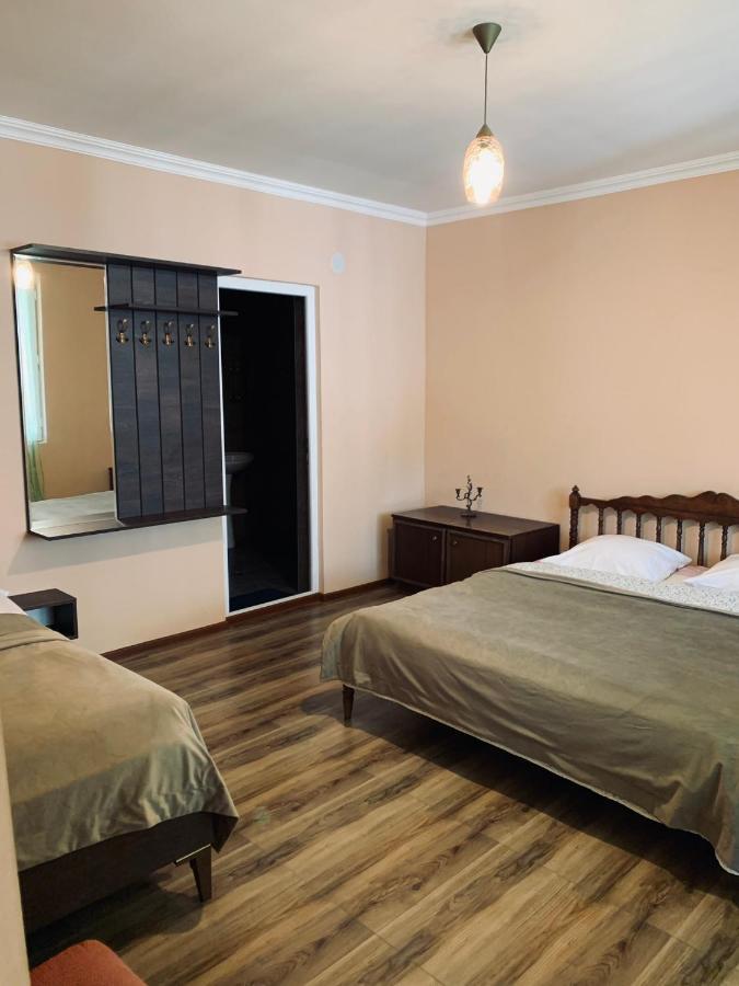Ano'A Apartment Borjomi Bagian luar foto